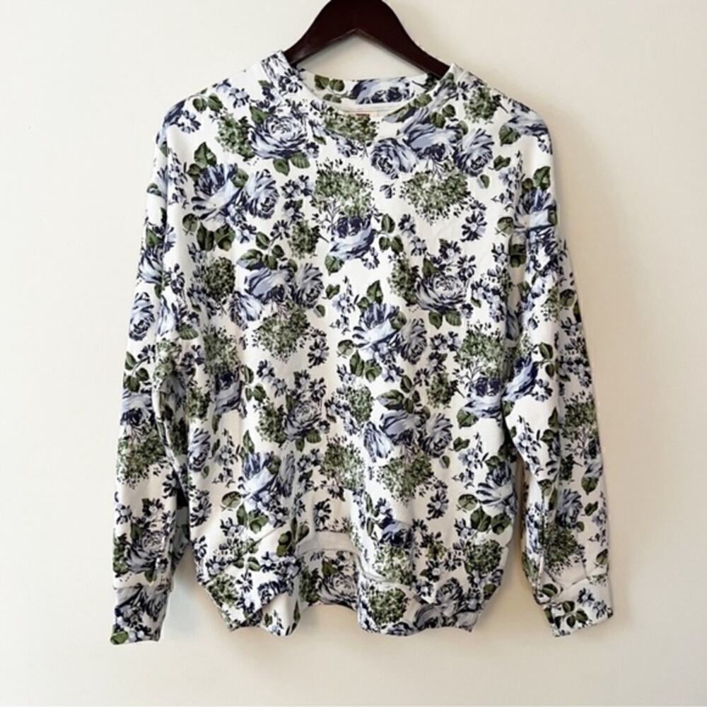 Levi’s Floral Pai Blue Floral Sweatshirt Size Small NWT